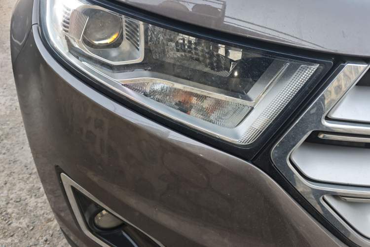 Used Ford Edge 2018 EcoBoost 245 Two-Wheel-Drive Platinum Edition 7-Seater China V Emission Standard
