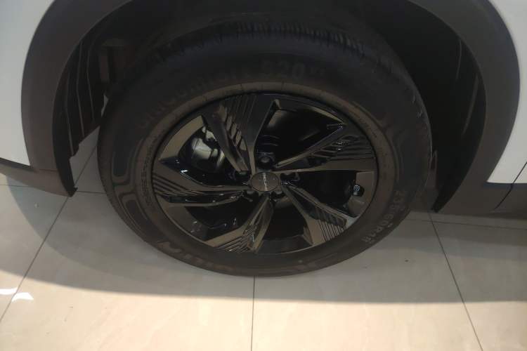 Used BAIC Beijing X7 2023 1.5TD DCT Premium+ Edition Exterior 4