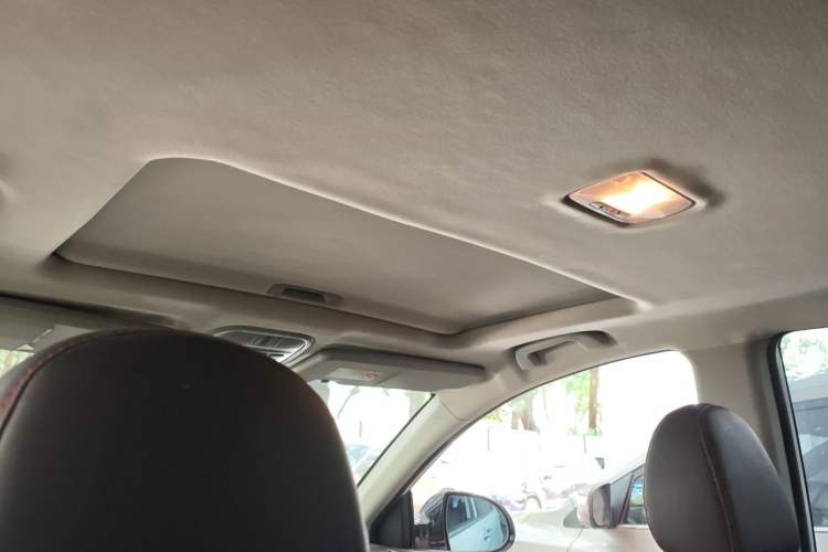 Used Haval H6 2015 Sport Edition 1.5T Automatic Two-Wheel Drive Luxury Model