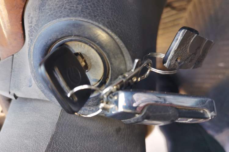 Used Golden Dragon Hiace 2021 1.8L Gasoline Version Long Wheelbase Low Roof – LJ4A18Q6 Vehicle Key