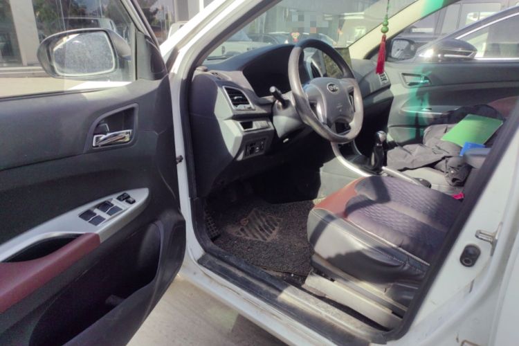 Used BYD F3 2015 Energy-Saving Edition 1.5L Manual Luxury Model