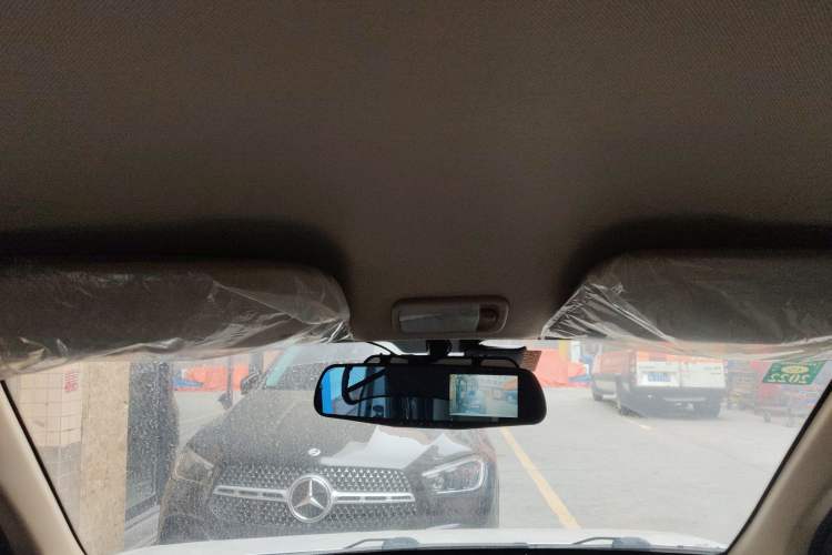 Used Wuling Hongguang V 2019 1.5L Jingqu Version China VI LAR