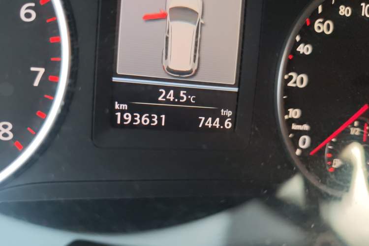 Used Volkswagen Tiguan 2013 1.8 TSI Automatic All-Wheel Drive Luxury Model
