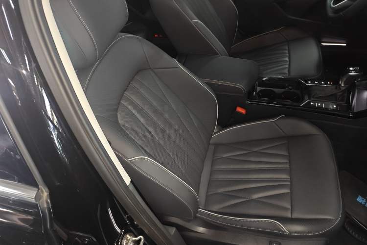 Used Volkswagen Passat 2024 380TSI Starry Sky Flagship Edition