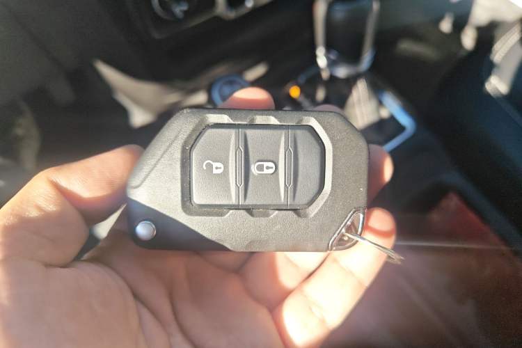 Used Jeep Gladiator 2024 3.6L Camping Edition