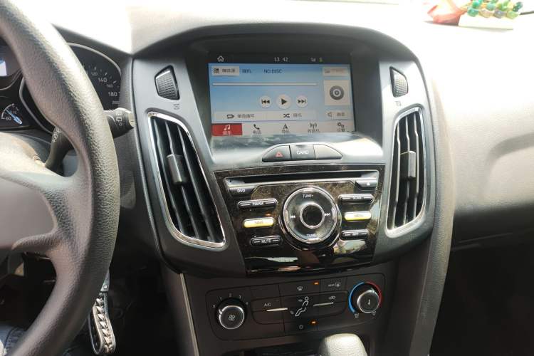 Used Ford Focus 2017 Hatchback 1.6L Automatic Comfort Plus SmartDrive Edition