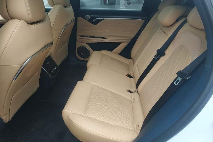 Used VOYAH FREE 2024 Ultra-Long Range Intelligent Driving Version
