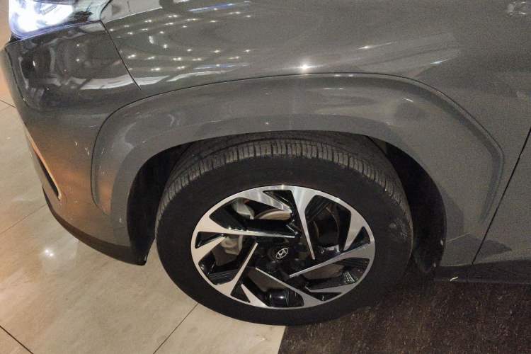 Used Hyundai Custo 2021 380TGDi Smart Love Flagship Edition TOP Premium Left Front Wheel Hub