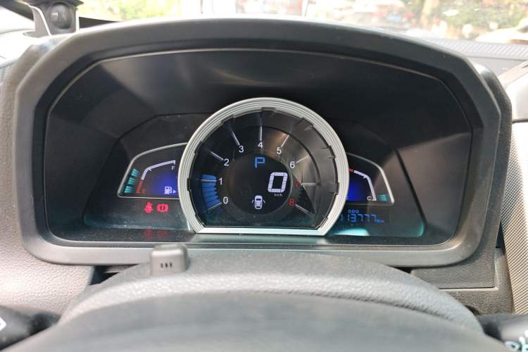 Used Luxgen U6 SUV 2015 1.8T ZhiZun Model
