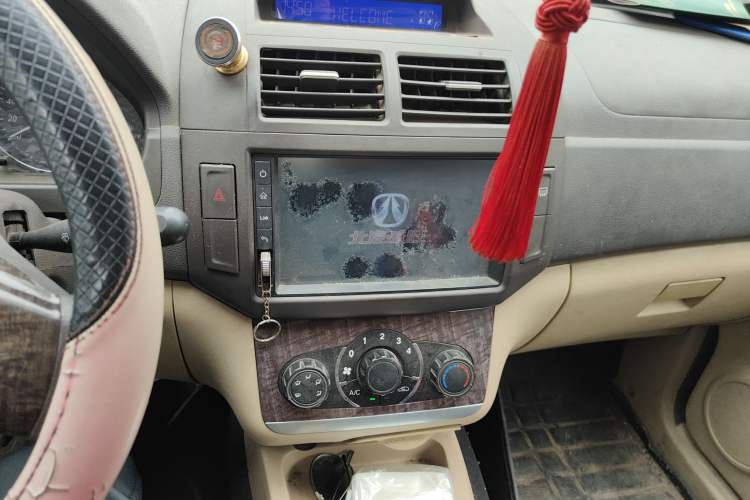 Used BAIC Weiwang M30 2015 1.5L Comfort version DAM15
