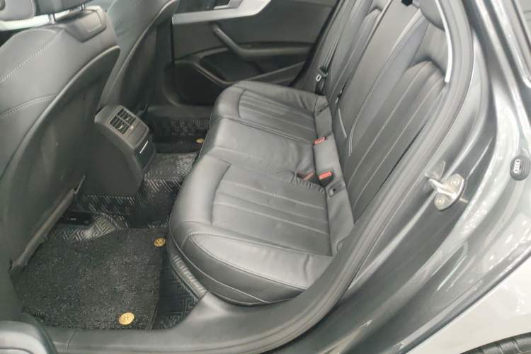 Used Audi A4L 2022 40 TFSI Fashion Dynamic Model