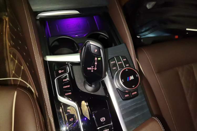 Used BMW 5 Series 2021 530Li Leading Model M Sport Package