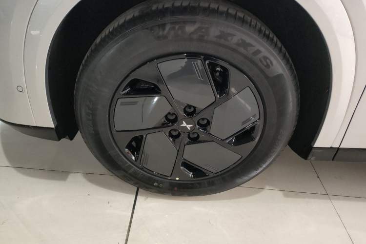 Used XPeng G6 2025 625 Long-Range Max Flagship Edition Exterior 7