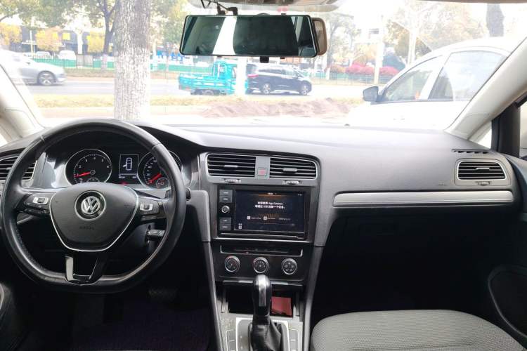 Used Volkswagen Golf 2019 1.6L Automatic Comfort Model China V Standard