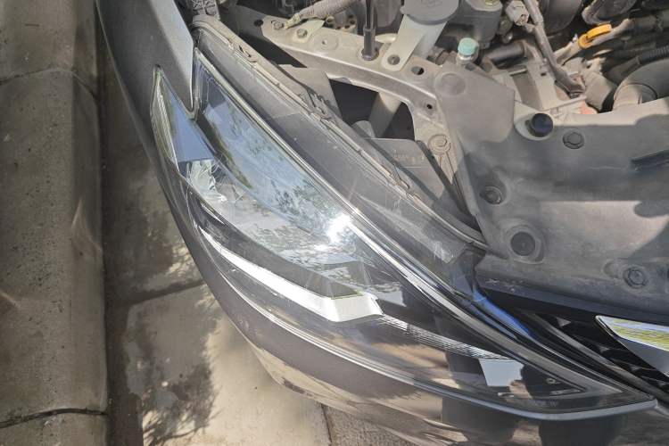 Used Nissan Sylphy 2021 Classic 1.6XE CVT Comfort Edition Right Front Headlight