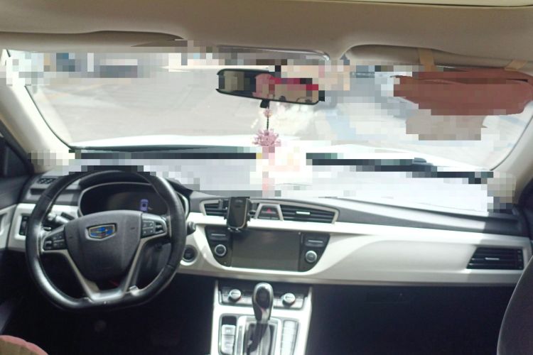 Used Geely Auto Emgrand X7 Sport 2018 1.8TD Automatic Two-Wheel Drive Smart Connect 4G Internet Edition
