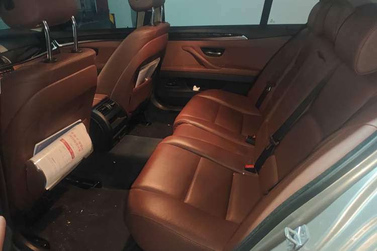 Used BMW 5 Series 2014 525Li Leading Model