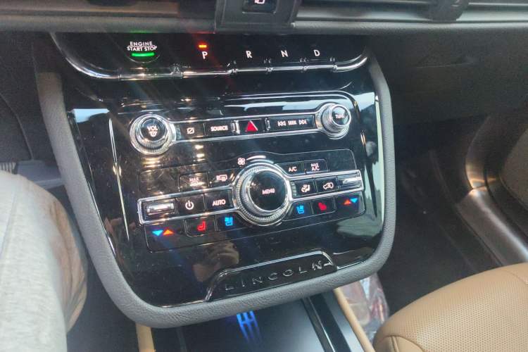 Used Lincoln Corsair 2022 2.0T Two-Wheel Drive Luxury Edition