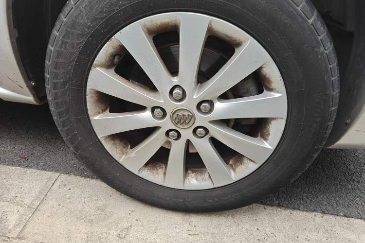 Used Buick GL8 2014 2.4L Classic Edition
