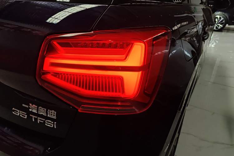 Used Audi Q2L 2018 35 TFSI Fashion Dynamic Version China VI Emission Standard
