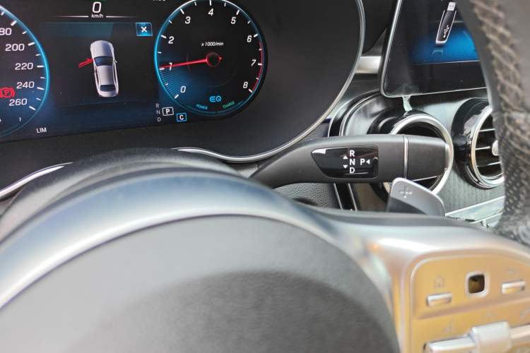 Used Mercedes-Benz C-Class 2020 Restyled C 260 L Sport Edition Gear Lever