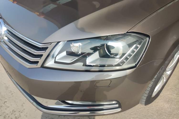 Used Volkswagen Magotan 2015 1.8TSI Luxury Model Left Front Headlight