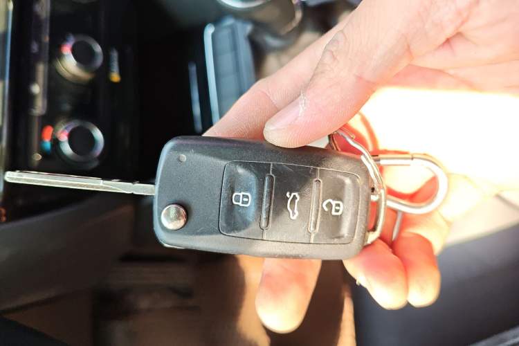 Used Volkswagen Sagitar 2015 1.6L Manual Comfort Model
