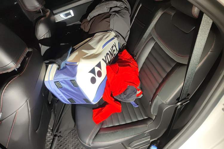 Used Ford Explorer 2023 EcoBoost 285 4x4 ST-LINE 6-Seater
