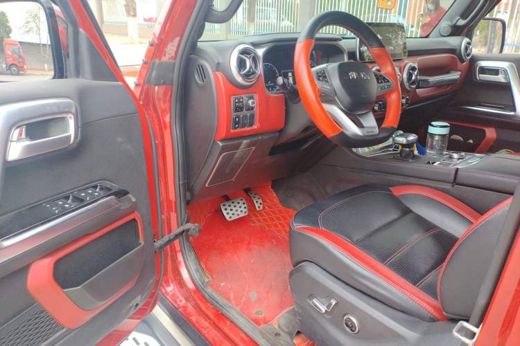 Used BAIC Off-Road BJ40 2020 2.0T Automatic Four-Wheel Drive Urban Hunter Edition Chivalrous Type Driver Seat