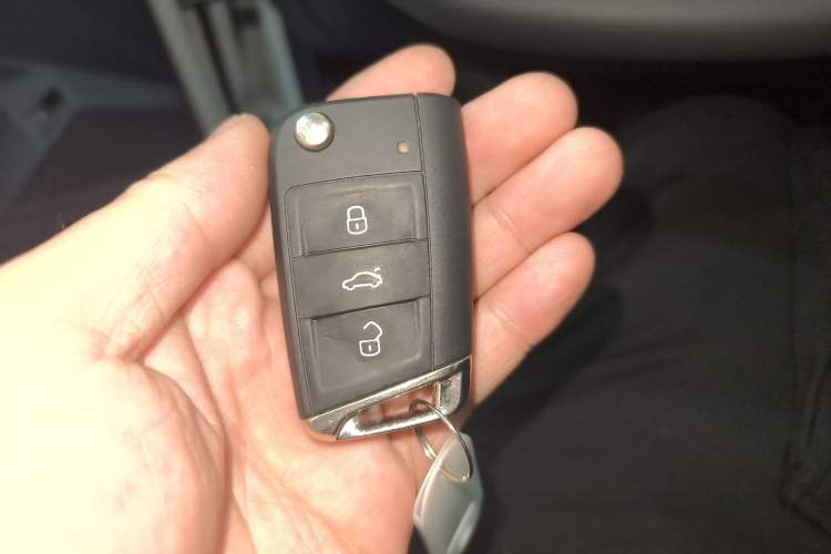 Used Volkswagen Tharu 2024 300TSI Two-Wheel-Drive Moon Luxury Edition Vehicle Key