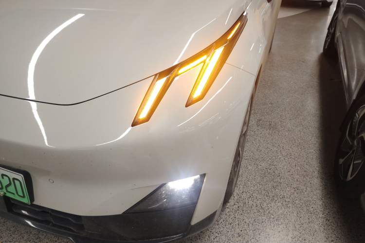 Used Lynk & Co Z20 2025 530 km Range Rear-Wheel Drive Max