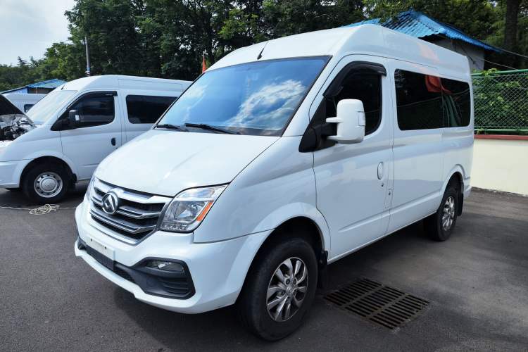 Used SAIC MAXUS Xintu V80 2021 2.0T AMT Classic Aoyuntong Short Wheelbase Mid-Roof 5/6-Seater