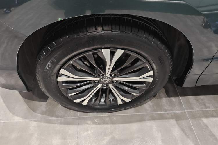 Used Honda UR-V 2020 370TURBO Two-Wheel Drive Luxury Edition
