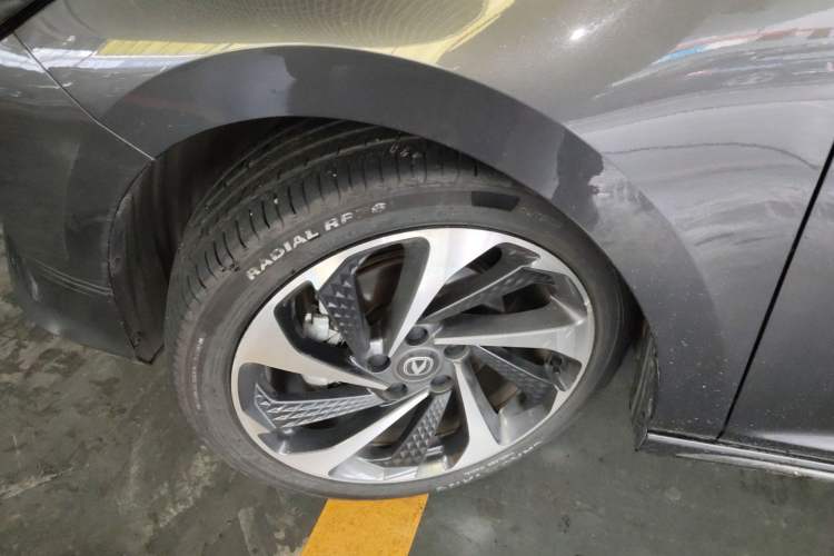Used CHANGAN Ruicheng PLUS 2023 1.5T DCT Flagship Edition Left Front Wheel Hub