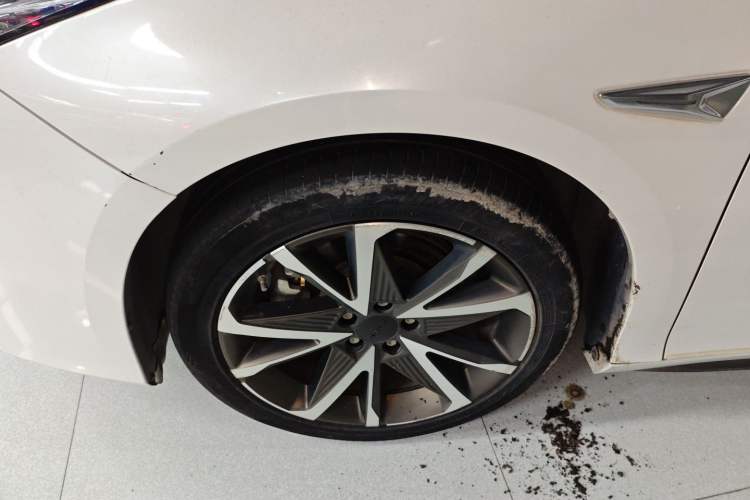 Used AION S Plus 2022 70 Intelligent Edition Left Front Wheel Hub