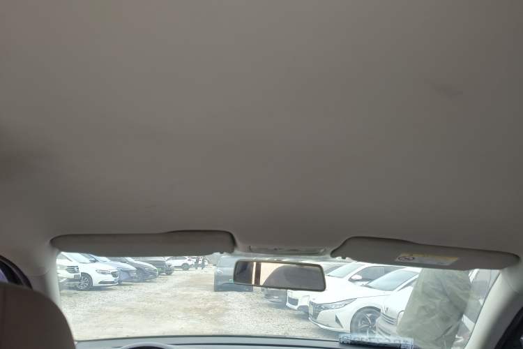 Used Volkswagen Bora 2015 Qihui Edition 1.6L Automatic Fashion Model Headliner