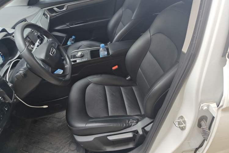 Used Geely Auto Emgrand New Energy 2022 EV Pro Ride-Hailing Version Lithium Iron Phosphate Left Front Seat