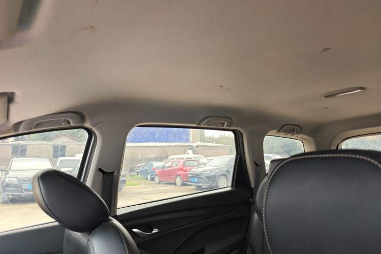 Used Baojun 360 2019 1.5L Automatic Elite Version China VI
