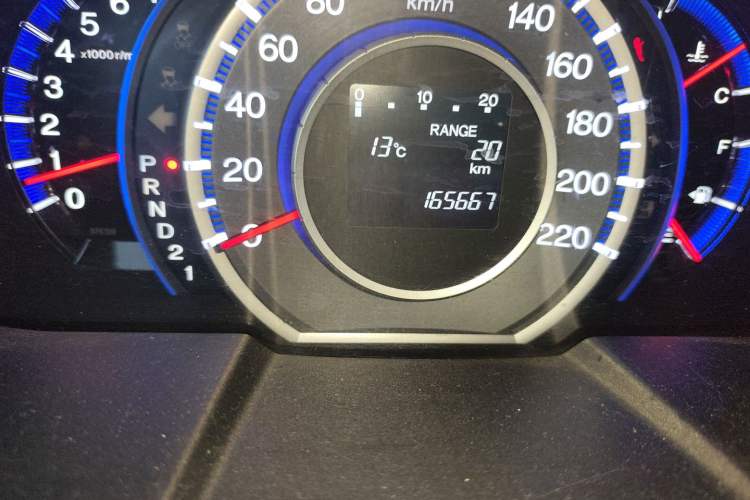 Used Honda Odyssey 2009 2.4L Comfort Edition Odometer Close Up