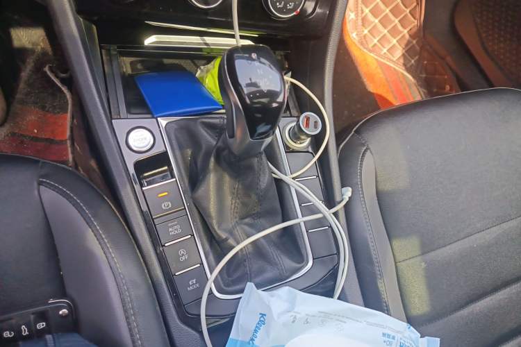 Used Volkswagen Sagitar 2020 280TSI DSG Comfort Version China VI Standard Gear Lever