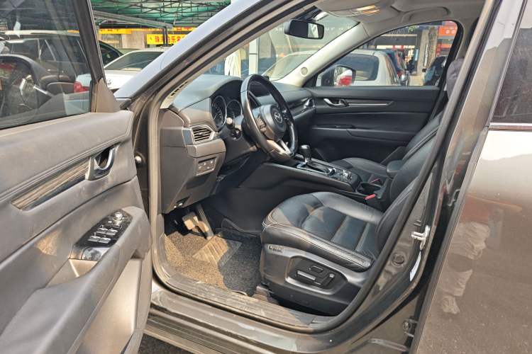 Used Mazda CX-5 2017 2.0L Automatic 2WD Smart Enjoyment Version China V Standard
