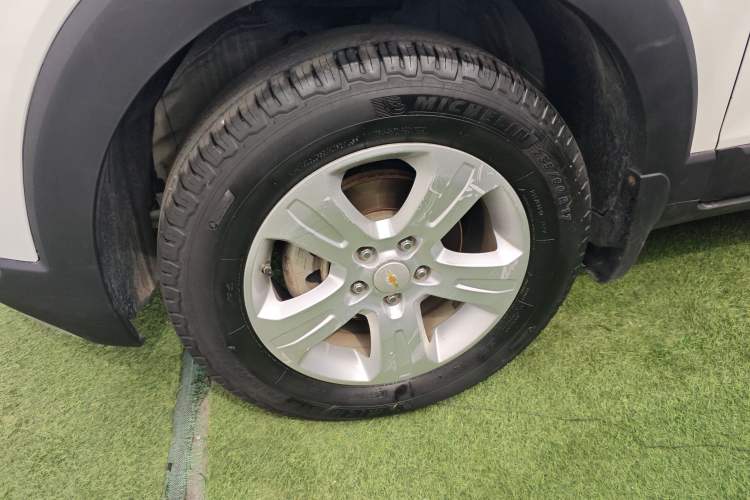 Used Chevrolet Captiva 2015 2.4L Two-Wheel Drive Urban Version 7 Seats