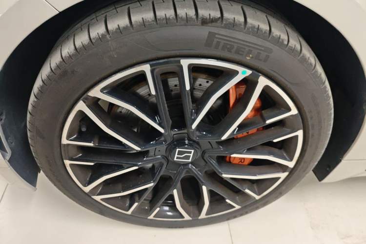 Used Zeekr 001 2025 YOU Edition 100 kWh All-Wheel Drive
