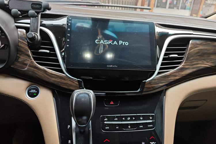 Used Buick GL8 2017 ES 28T Flagship Model China V Standard