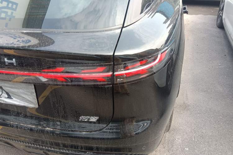 Used VOYAH COURAGE 2024 Long-Range Supercharge Edition Exterior 4