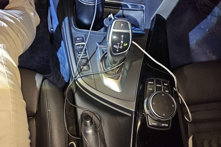 Used BMW 3 Series 2018 320Li Leading Model M Sport Package Gear Lever