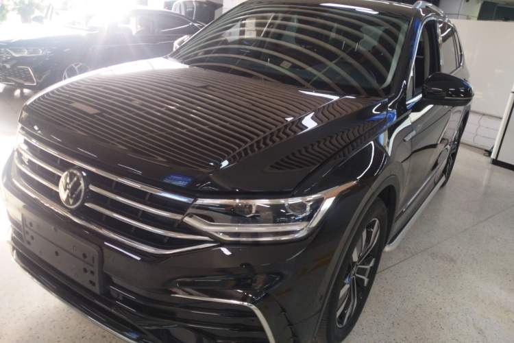 Used Volkswagen Tiguan L 2024 330TSI Automatic Two-Wheel Drive R-Line Enhanced Edition