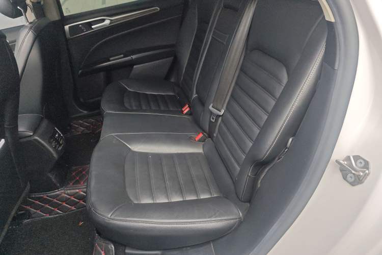 Used Ford Mondeo 2017 EcoBoost 200 Luxury Model
