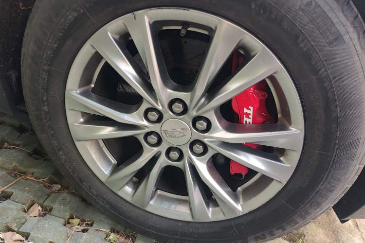 Used Cadillac XT5 2021 28T Luxury Model