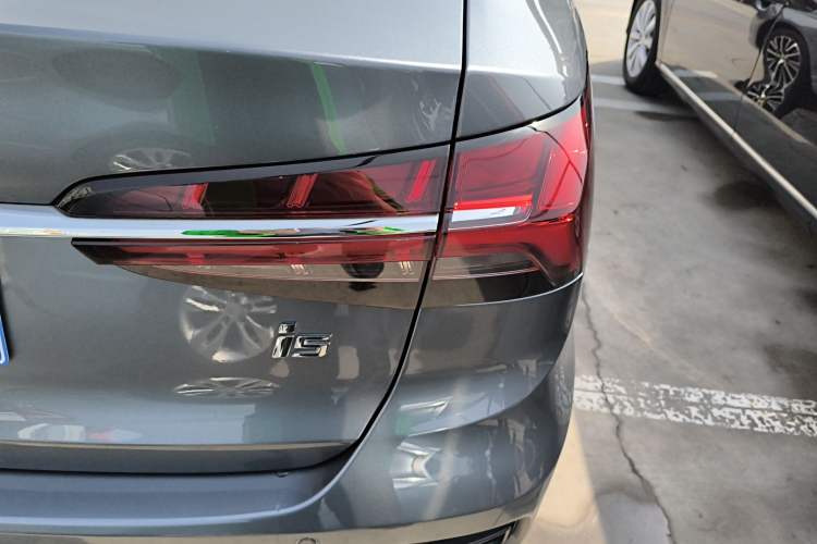 Used Roewe i5 2021 Revised Version 1.5L CVT Diamond Edition
